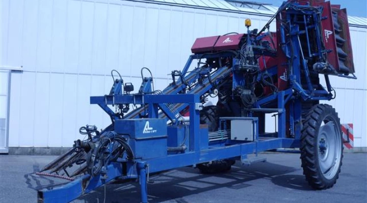 Asa Lift carrot harvester 2 rows