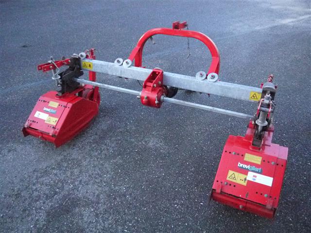 Breviglieri Inter Row Cultivator With With 2 Elements • Duijndam Machines