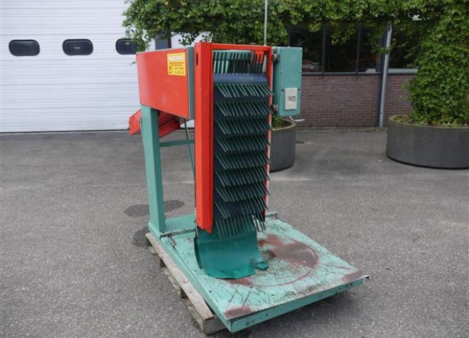 Munckhof bin filling machine for apples • Duijndam Machines