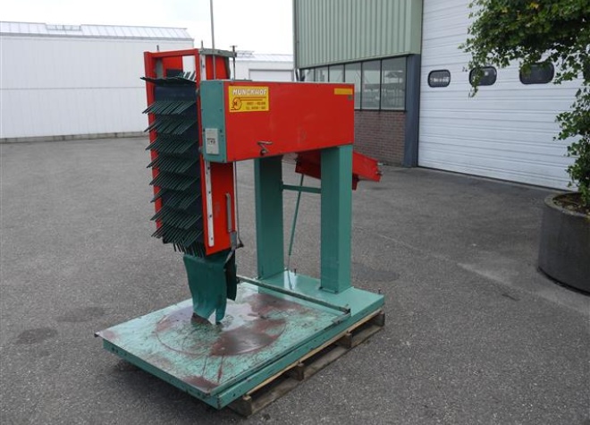 Munckhof bin filling machine for apples • Duijndam Machines