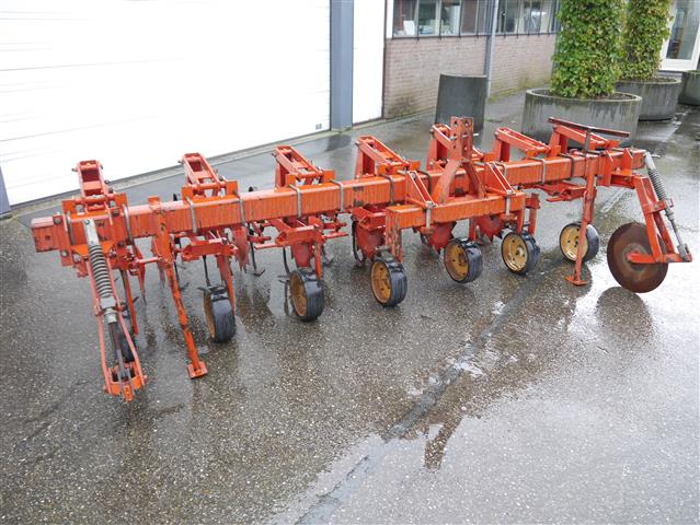 Rau Polycrop interrow cultivator • Duijndam Machines