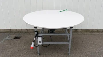 Drehtisch Edelstahlgestell mit einer 150 cm Kunststoffplatte