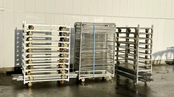 Horti innovations Danish trolleys batch of 23 pieces