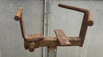 Прихватки Javo регулируемые, внутренний диаметр держателя 12-16 см.