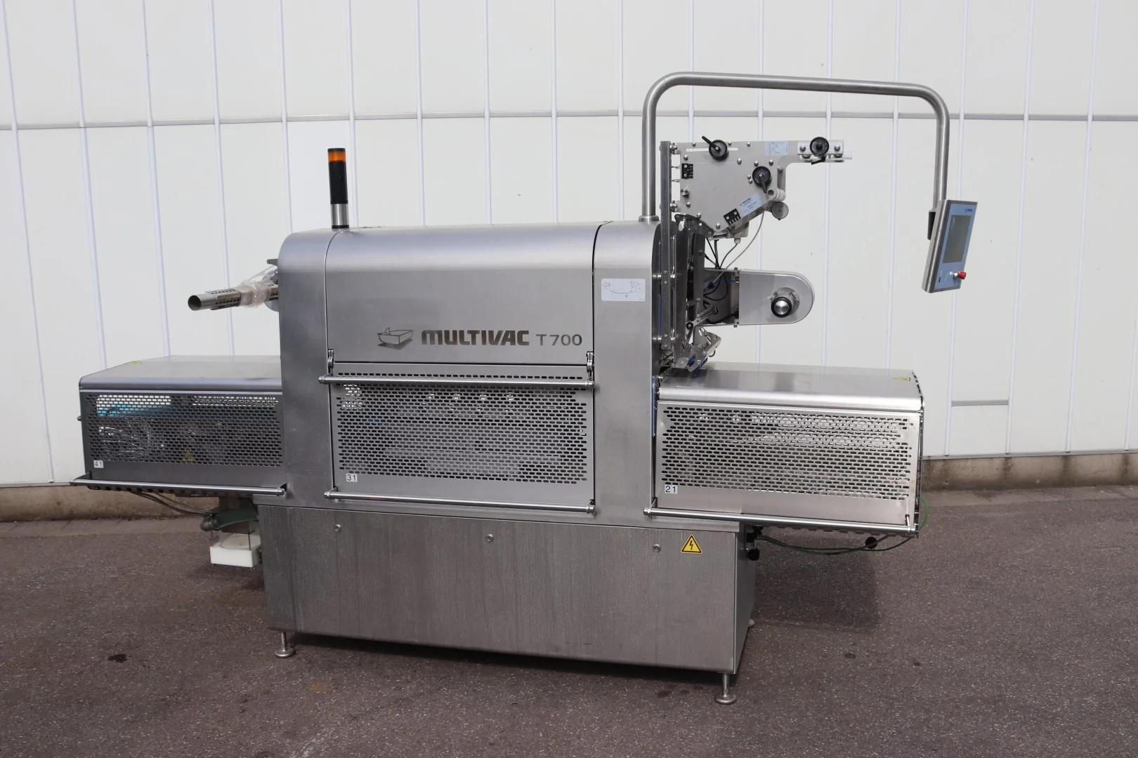 Multivac T700 top sealing machine • Duijndam Machines