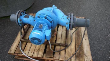 Водяной насос Johnson pump 3 кВт с двигателем 380 вольт