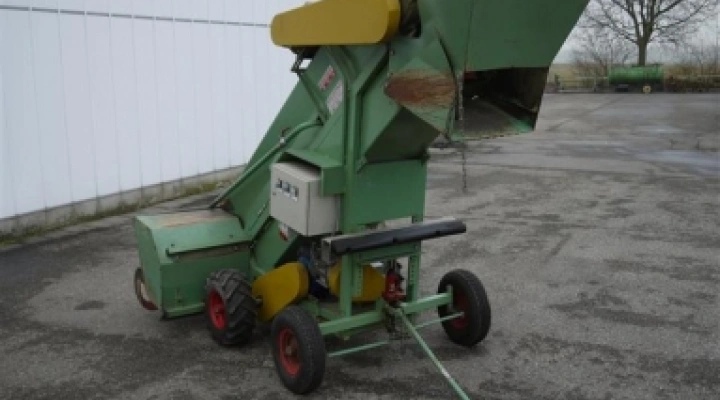 Slootweg soil loader image 1