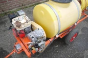 spuitwagen benzine (2)