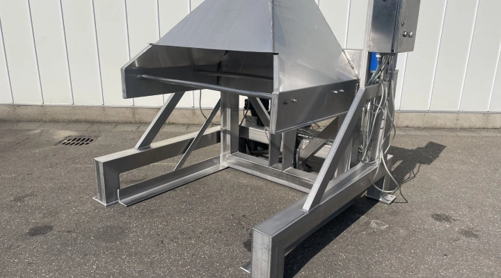 Stainless steel box tipper