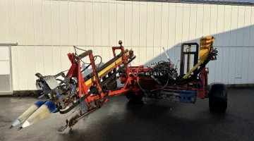 Verhoest póréhagyma betakarító gép