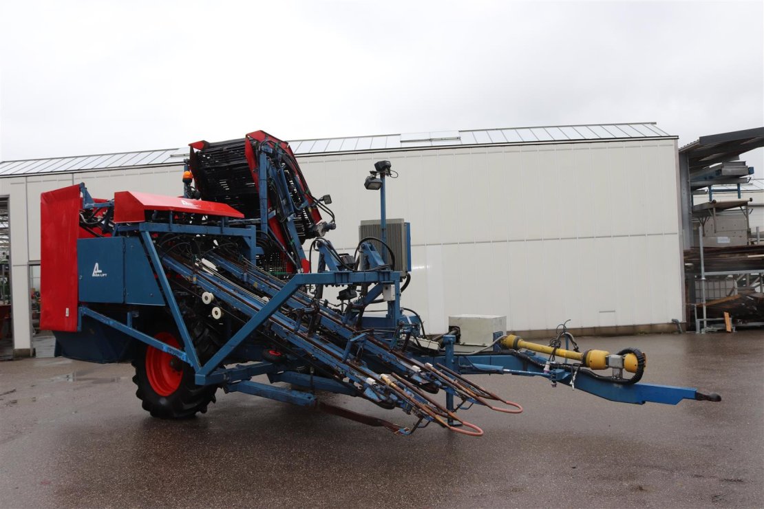 Used Carrot Harvester