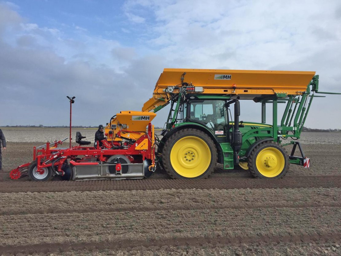 Planteuse de bulbes d'occasion